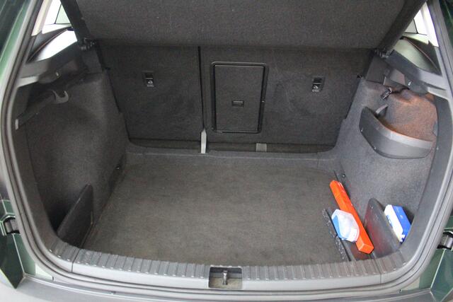 Skoda Karoq 1.0 TSI Business Edition Navigatie | Parkeersensoren | Cruise Control |