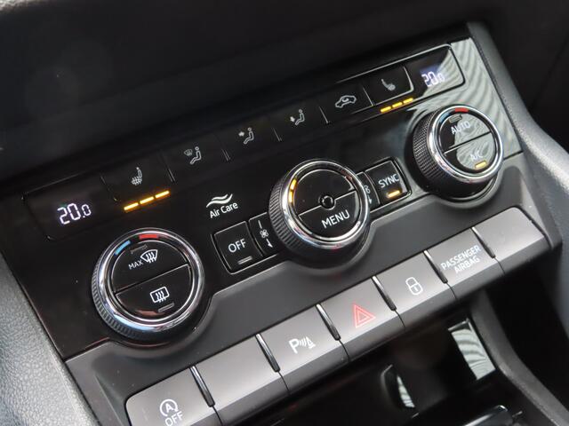 Skoda Karoq 1.0 TSI Style DSG | sportstoelen | virtual cockpit | stoelverwarming | elektrische achterklep