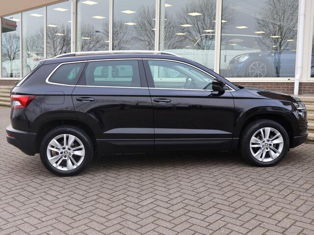 Skoda Karoq 1.5 TSI ACT 150 PK AUT. + WEGKL. TREKHAAK | CANTON | ADAPTIVE CRUISE | STOELVERW. | CAMERA