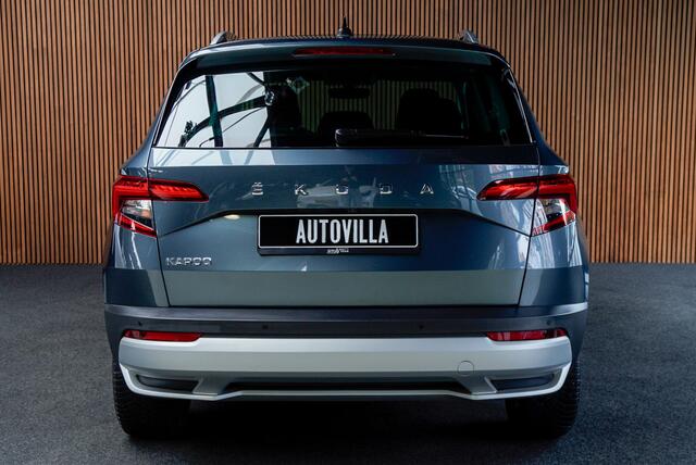 Skoda Karoq 1.5 TSI ACT Panodak Navi Virtual Stoelverwarming Cruise PDC LM velgen