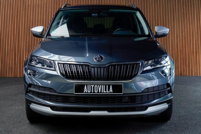 Skoda Karoq 1.5 TSI ACT Panodak Navi Virtual Stoelverwarming Cruise PDC LM velgen