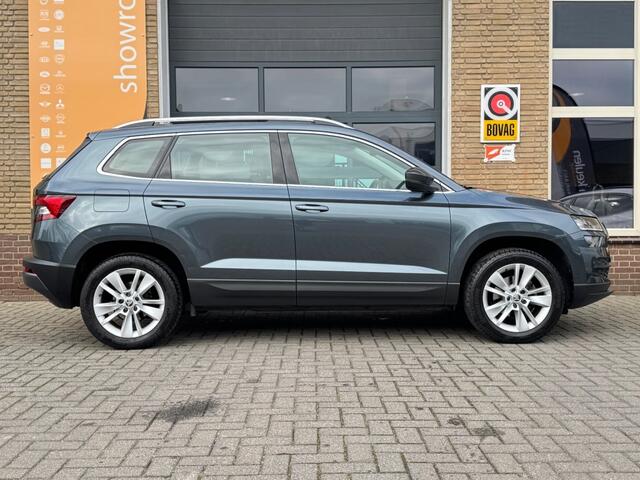 Skoda Karoq 1.0 TSI BUSINESS ED. PLUS HALF LEDER/PANODAK/LED/CARPLAY