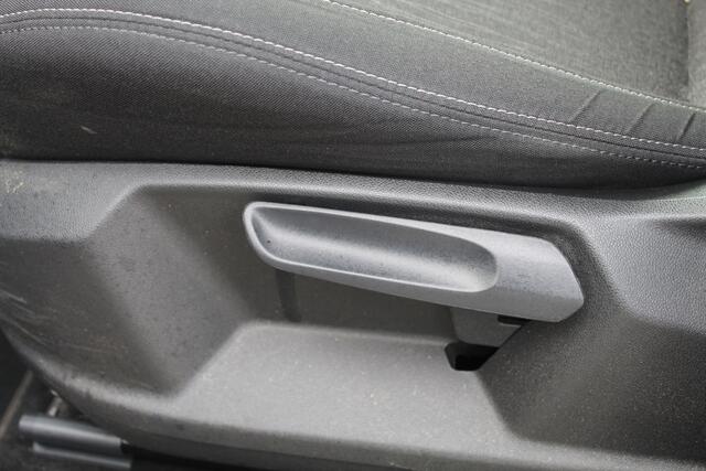 Skoda Karoq 1.0 TSI Style Business//Navi//Camera//Stoelverwarming//Trekhaak!!