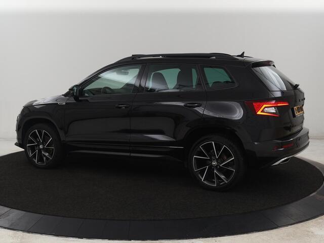 Skoda Karoq 1.5 TSI Sportline | Panoramadak | Stoelverwarming | Virtual Cockpit | Adaptive cruise | Canton Audio | Camera | File Assistent | Keyless | Side Assist | Full LED | Navigatie
