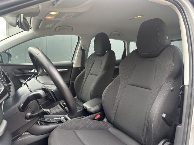 Skoda Karoq 1.5 TSI ACT Business Edition | Trekhaak | Dodehoek detectie