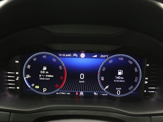 Skoda Karoq 1.5 TSI ACT Sportline Business 150PK Facelift, Pano-Schuifdak, Trekhaak, 18" LM Velgen, Adaptieve Cruise Control, Matrix LED-Verlichting, Achteruitrijcamera, Virtual Pedal, Voorruitverwarming, Keyless