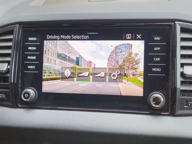 Skoda Karoq 1.5 TSI ACT Sportline Business Inclusief Afleveringskosten