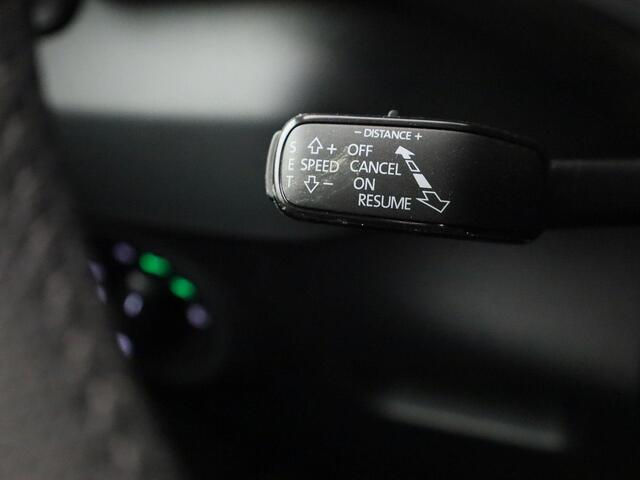 Skoda Karoq 1.5TSI/150PK ACT Sportline DSG · Panoramadak · Navigatie · Apple/Android Car Play · Garantie t/m 27-02-2030 of 100.000km