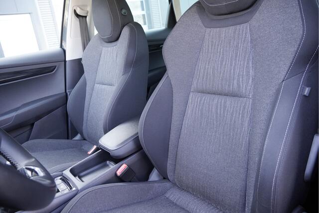 Skoda Karoq 1.5 TSI ACT 150PK! Business Edition Plus BJ2021 Lmv 17" | Led | Pdc | Navi | Keyless entry | Elek. trekhaak | App-Connect | Virtual cockpit | Climate control | Cruise control | Sportstoelen | Verwarmde voorstoelen/achterbank | Verwarmd stuurwiel