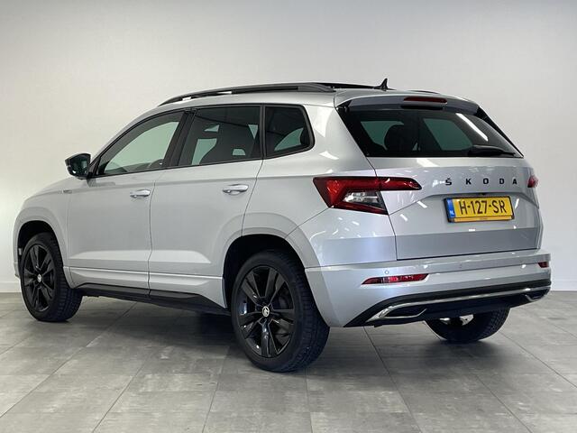 Skoda Karoq 1.5 TSI ACT Sportline Business NL-auto | 1e Eig. | Winterpakket | Panoramadak | El. Achterklep | Adaptive Cruise | Camera