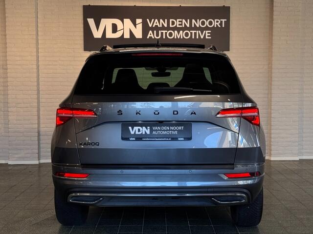 Skoda Karoq 1.5 TSI ACT Sportline Business DSG Pano Virtual ACC Trekhaak Stoelverw 18''