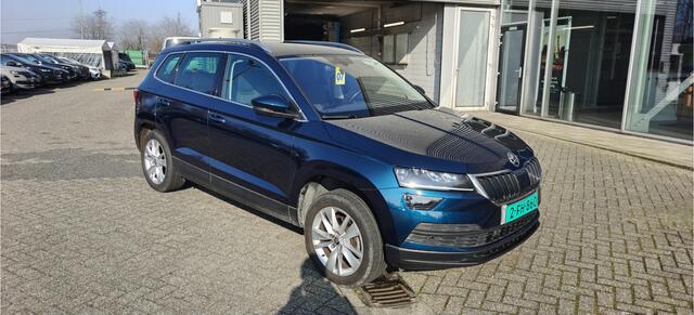Skoda Karoq 1.5 TSI 150pk Style Navigatie Stoelverwarming Keyless Stoelgeheugen Camera