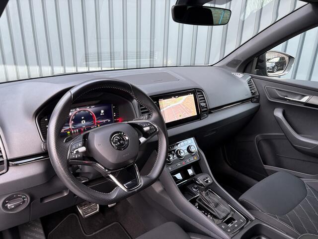Skoda Karoq 1.5 TSI ACT Sportline Business | Elk. A-klep | Camera | Lane Assist | Stoel & Stuur verw. | Prijs Rijklaar!!
