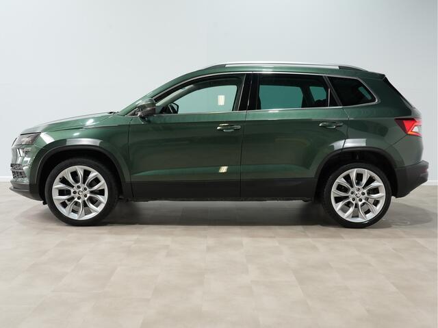 Skoda Karoq 1.5 TSI ACT 150pk DSG Sport Sportstoelen Camera Navigatie Privacy Glass Keyless 19"lm 286