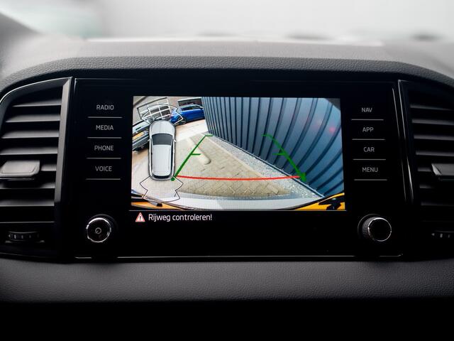 Skoda Karoq 1.5 TSI ACT Sportline Business | Camera | Stoel & Stuur verw. | Prijs Rijklaar!!