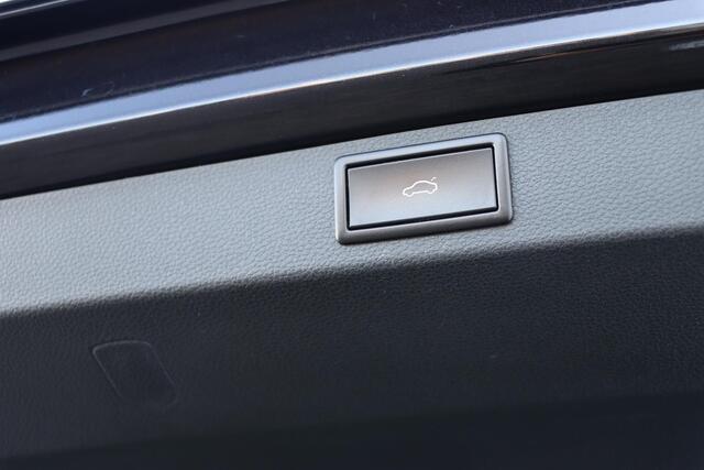 Skoda Karoq 1.5 TSI 150pk DSG7 Sportline Business Trekhaak | Camera | Carplay