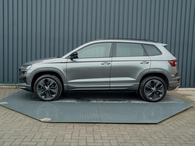 Skoda Karoq 1.5 TSI ACT Sportline Business | Elk. A-klep | Camera | Lane Assist | Stoel & Stuur verw. | Prijs Rijklaar!!