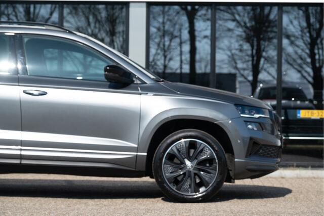 Skoda Karoq 1.5 TSI ACT Sportline Business | Trekhaak | Canton | 360 cam | Travel Assist | Winterpakket