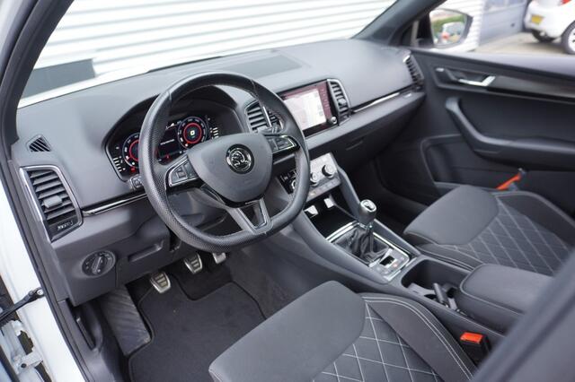 Skoda Karoq 1.5 TSI ACT Sportline Business / Trekhaak / Camera / Navi / Canton