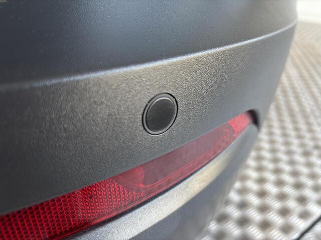 Skoda Karoq 1.0 TSI Business Edition Stoelverwarming, Carplay