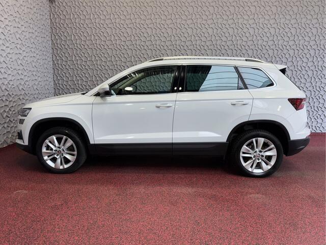 Skoda Karoq ?3.719KM? 1.5 TSI 150 PK CARPLAY NAVI VIR.COCKPIT STOEL/STUUR VERW. ADAP.CRUISE ? Top Auto's 30 jaar VAG Specialist / Zowel PHEV / HEV / HYBRID als Type's Business / Edition / Sportline / Ultimate etc?