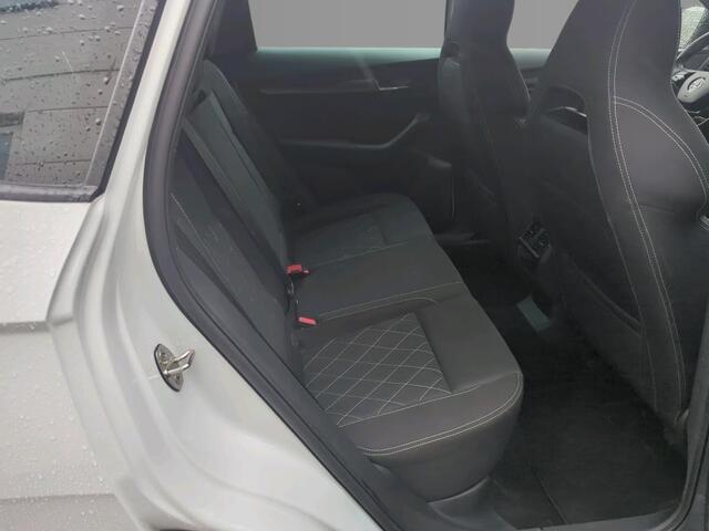 Skoda Karoq 1.5 TSI 150pk Sportline Business / Trekhaak / Elektrische achterklep / Navigatie