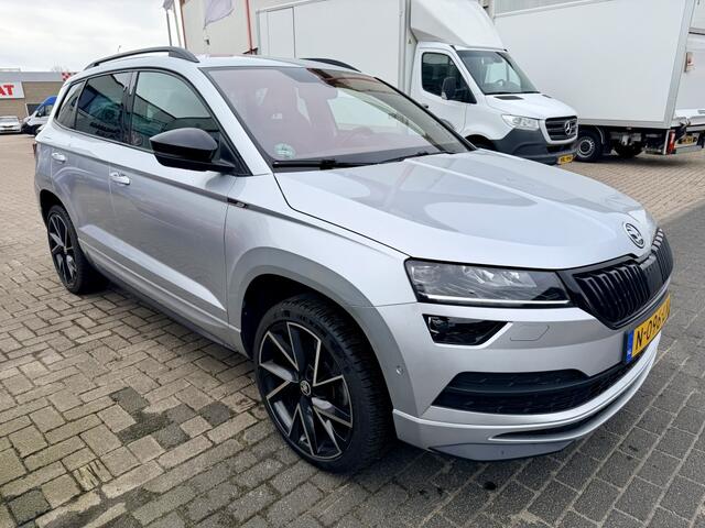 Skoda Karoq 1.5 TSI Sportline business | Trekhaak | Bomvol opties