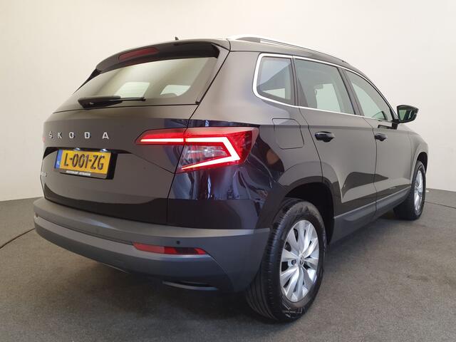 Skoda Karoq 1.0 TSI 110pk Business Edition Camera, Cruise control, Stoelverwarming