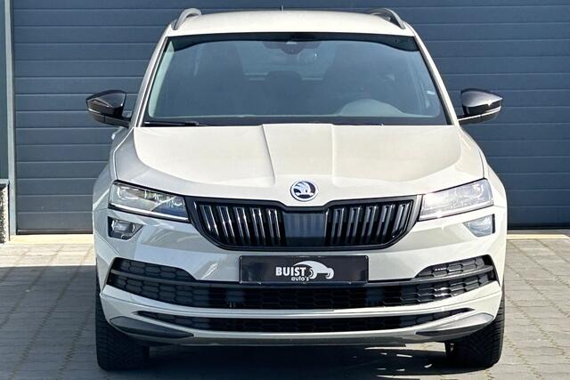 Skoda Karoq 1.5 TSI ACT 150pk DSG Sportline STOELVERWARMING LED AUTOMAAT 19" LICHTMETAAL