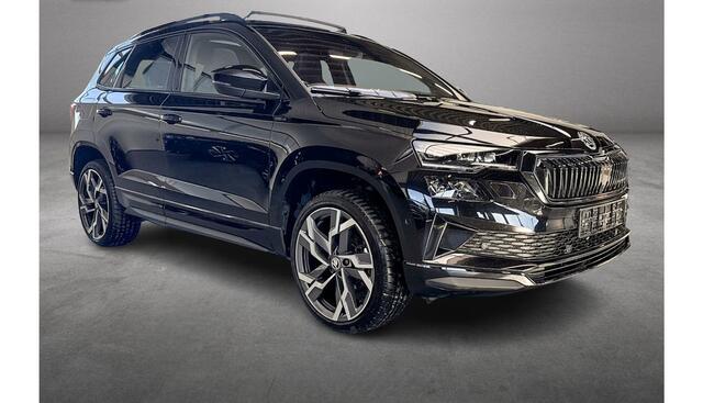 Skoda Karoq 1.5 TSI ACT Sportline Business | PANORAMADAK | 360 CAMERA | WINTERPACK | KEYLESS | NAVI | ELEKTR. ACHTERKLEP