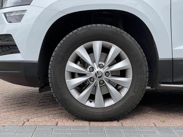 Skoda Karoq 1.0 TSI Clever Edition Automaat | Navigatie | Carplay | Adaptieve Cruise Control | Trekhaak afneembaar