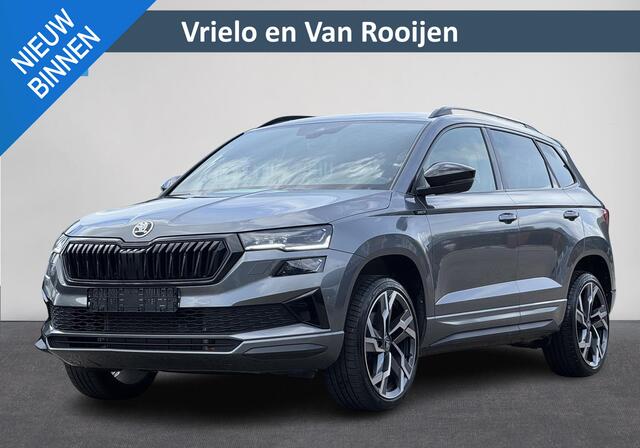 Skoda Karoq 1.5 TSI Sportline | Automaat | Clima | Stuur/Stoelverwarming | Cruise | Carplay | Navi | Pano | ( Vestiging - Nieuwegein )
