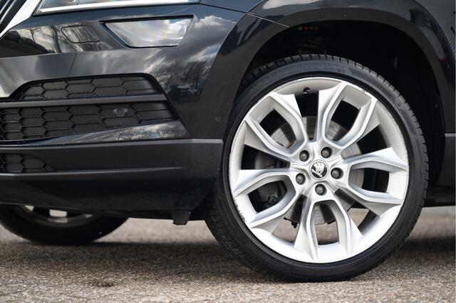 Skoda Karoq 1.5 TSI ACT Style | Trekhaak | ACC | Navi | Camera | Stoelverw.