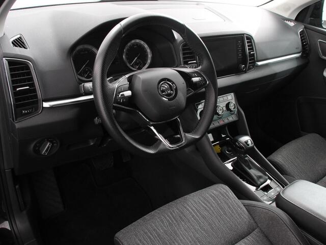 Skoda Karoq 1.5 TSI 150pk Automaat Style Climate Control Cruise Control LED Lichtmetalen velgen Navigatie Apple Carplay/ Android Auto Keyless