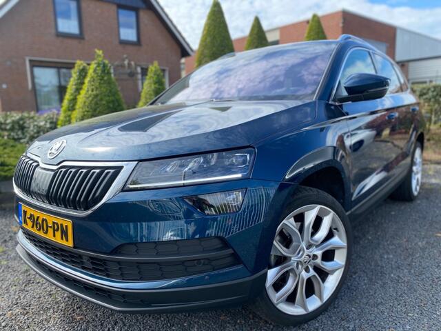 Skoda Karoq 1.5 TSI DSG BNS.ED. PLUS Full Options Panoramadak Leer Alcantara Trekhaak ACC