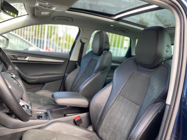 Skoda Karoq 1.5 TSI DSG BNS.ED. PLUS Full Options Panoramadak Leer Alcantara Trekhaak ACC