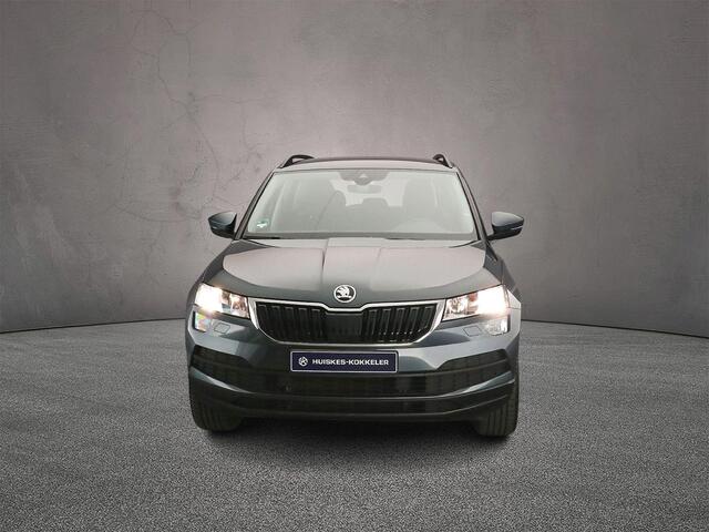 Skoda Karoq Ambition 1.5 TSI 150pk DSG Automaat Trekhaak, Achteruitrijcamera, Cruise control, Stoelverwarming, App connect, Airco, DAB, Radio