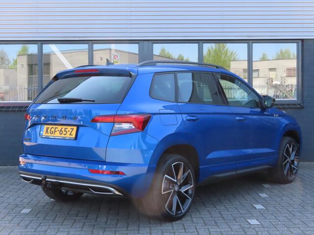 Skoda Karoq 1.5 TSI ACT Sportline Business | trekhaak wegklapbaar | camera | Elektrisch bedienbare achterklep | stoelverwarming |