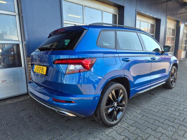 Skoda Karoq 1.5 TSI ACT Sportline Business, Automaat, PANO, Camera, Trekhaak, ACC, VCC, ALL IN Prijs!