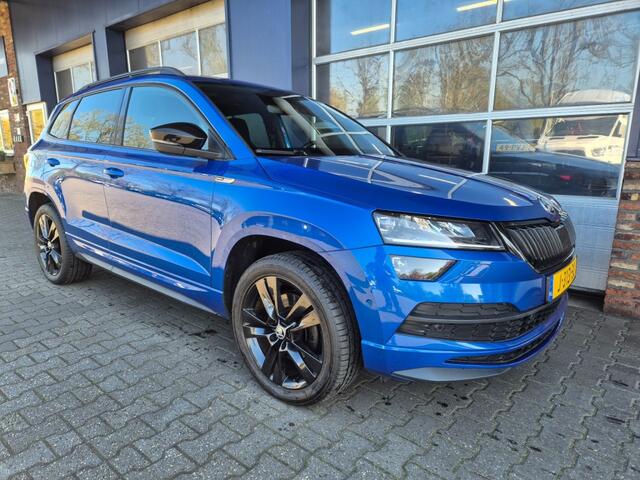 Skoda Karoq 1.5 TSI ACT Sportline Business, Automaat, PANO, Camera, Trekhaak, ACC, VCC, ALL IN Prijs!