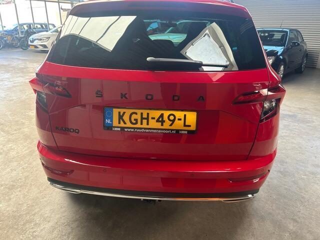 Skoda Karoq 1.5 TSI SPORTLINE / Trekhaak / 19inch / Camera
