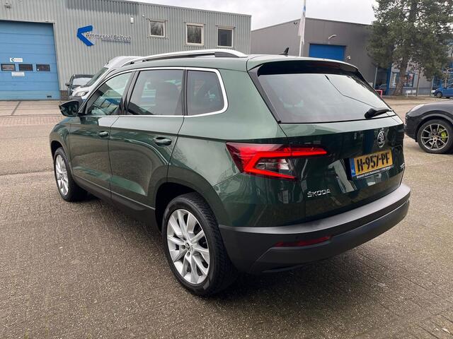 Skoda Karoq 1.0 TSI 115pk Style Business met Pano, Canton en Adaptive Cruise