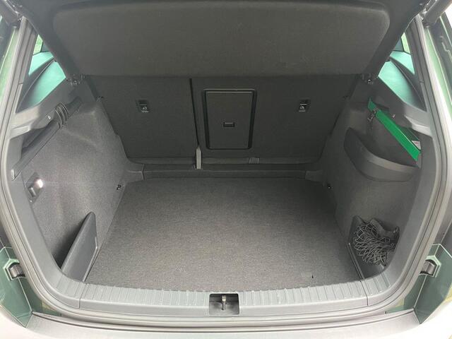 Skoda Karoq 1.0 TSI 115pk Style Business met Pano, Canton en Adaptive Cruise