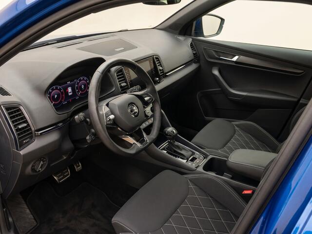 Skoda Karoq 1.5 TSI ACT Sportline Business 150pk | Wegklapbare trekhaak | Navigatie | Parkeercamera | Led koplampen