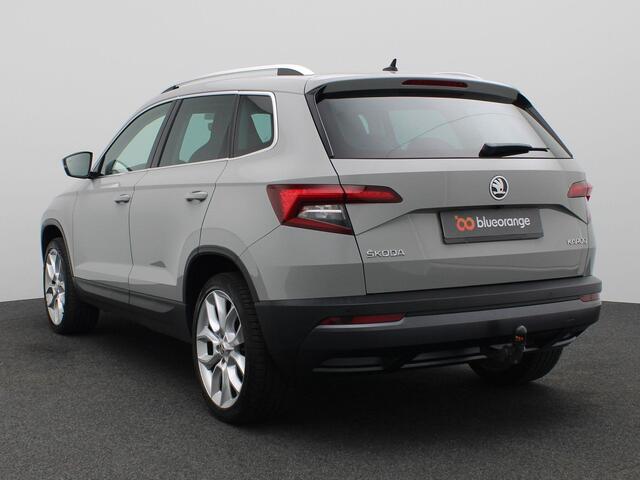 Skoda Karoq 1.5 TSI ACT Style Business 150PK DSG Trekhaak, 19", Virtual Pedal, Achteruitrijcamera, Memorystoel, Canton Audio, Keyless, Alarm, Stoelverwarming