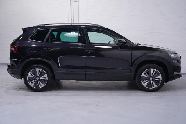 Skoda Karoq 1.5 TSI ACT Business Edition Plus NAP Clima Winterpakket Navi Camera PDC v+a Voorruitverwaming