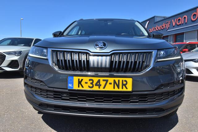 Skoda Karoq 1.0 TSI Business Edition Plus , TREKHAAK , CLIMATR , NAVI , A UITRIJ CAM , PDC V+A ,