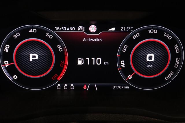 Skoda Karoq 1.5 TSI ACT Sportline Business | Camera | Adaptieve cruise | LED koplampen | Trekhaak | Stuur & stoelverwarming |