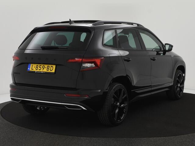 Skoda Karoq 1.5 TSI ACT Sportline Business PANODAK|BLIS|ACC|19INCH|CANTON|CAMERA|WINTERPACK|ELEK.ACHTERKLEP
