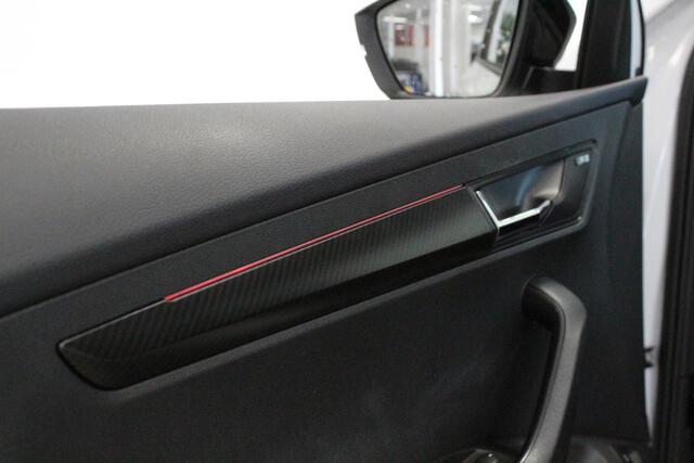 Skoda Karoq 1.5 TSI ACT Sportline Business | CANTON | TREKHAAK | ACC | BLINDSPOT | CAMERA | STOEL-VERW | NAVI | LMV |